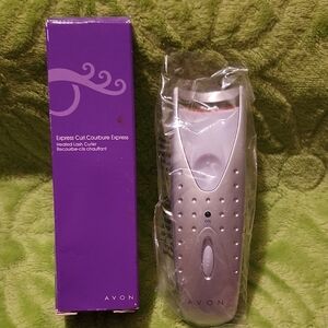Avon Purple and Silver Heated Lash Curler